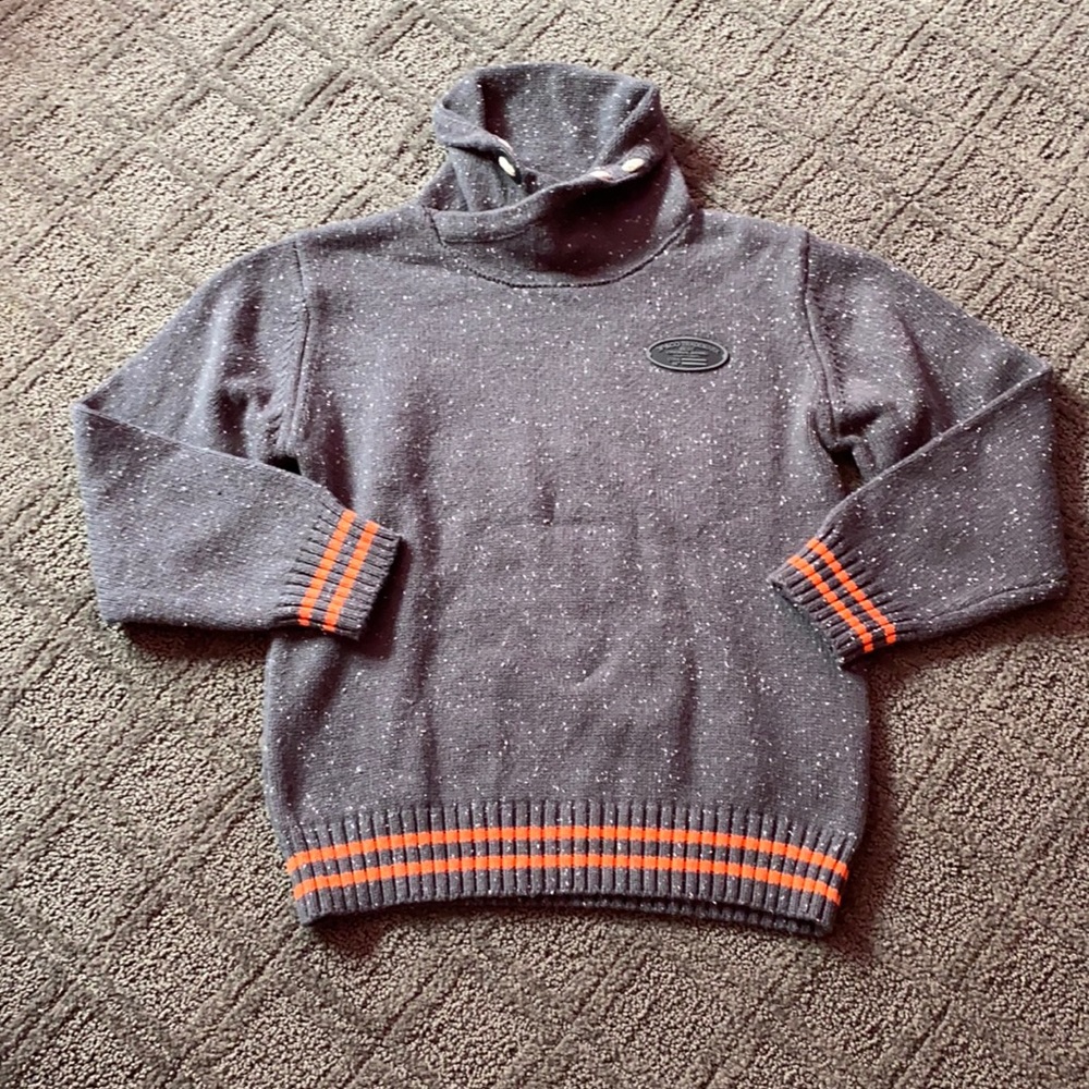 HP 🎉 3pommes sweater